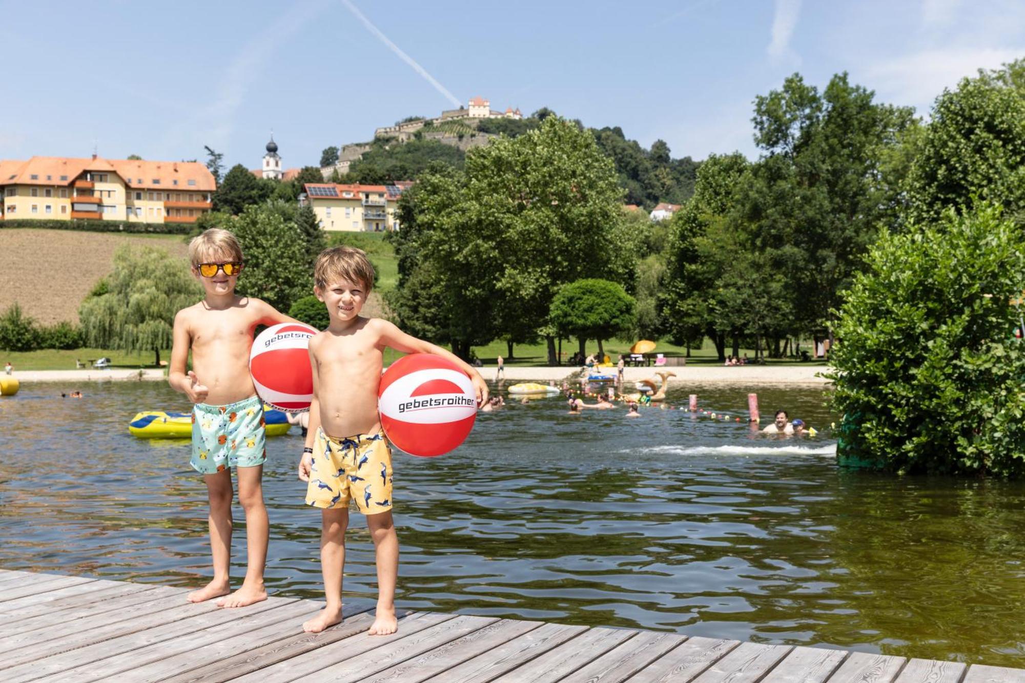 Camping Resort รีเกิร์สบวร์ก ภายนอก รูปภาพ